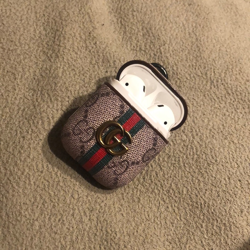 AirPods
